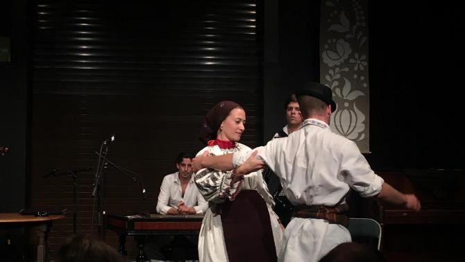 magyar táncok Portola Valleyben