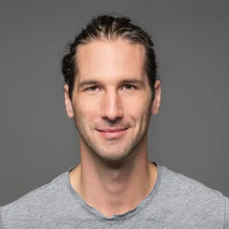 Profile picture for user velkey.robert